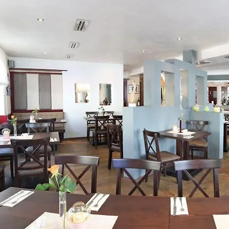 City Hotel Hotel