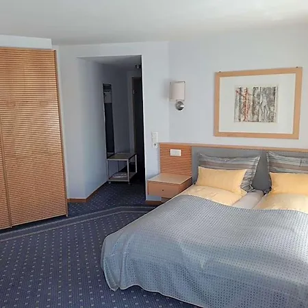 City Hotel Hotel