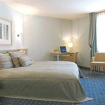 City Hotel 3*