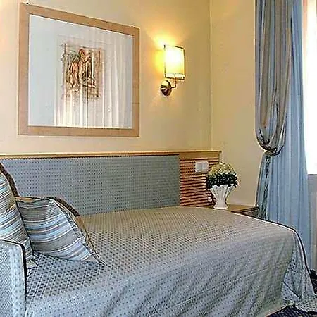 Hotel City Hotel